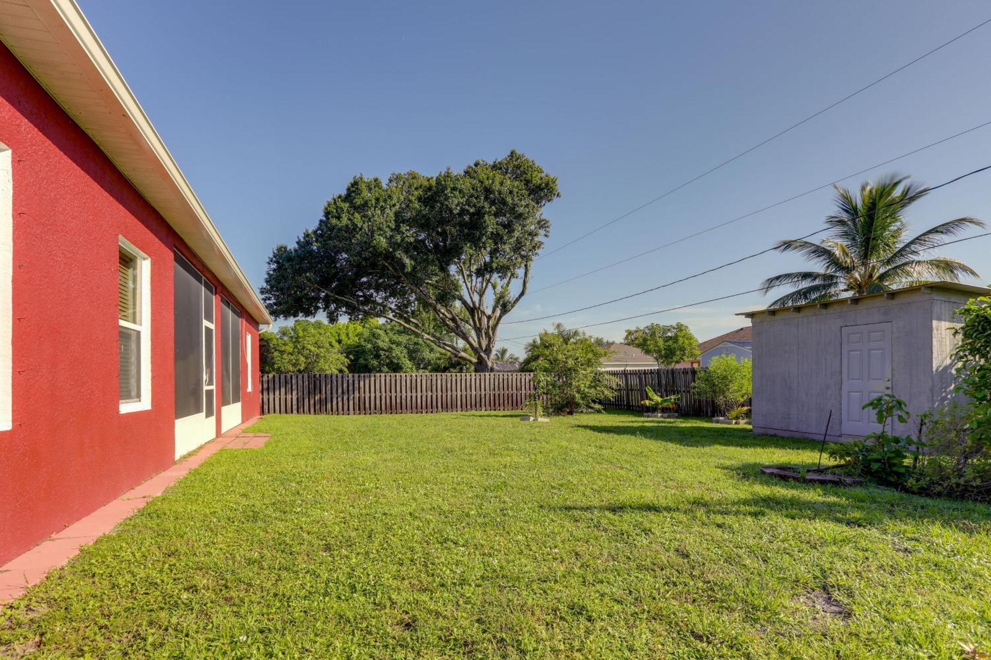 Home About 12 Mi To Beach In Port St Lucie With Patio! Port St. Lucie Exterior photo